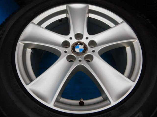 BMW純正18インチのX5、X6用18インチランフラットスタッドレス