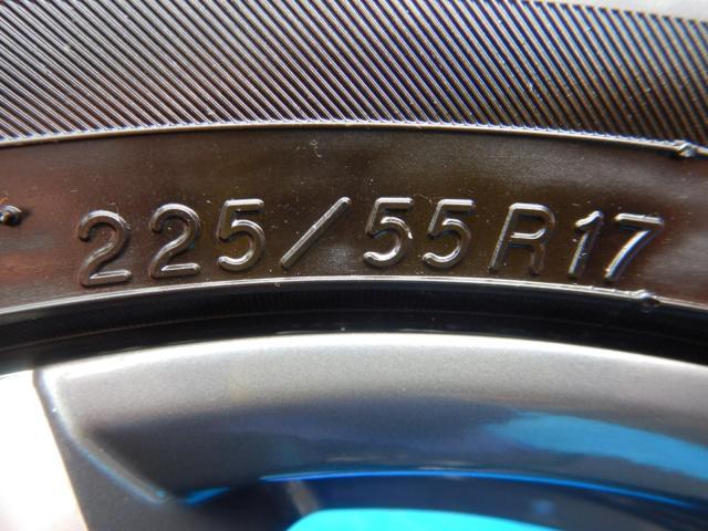 BMW５シリーズ、４シリーズグランクーペに装着できる１７インチスタッドレスセット入庫です！
MAKルフトFF　１７インチ　ヨコハマスタッドレスタイヤ付き！