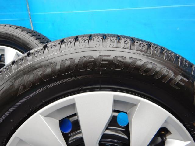 セレナ純正スチールホイールのスタッドレスタイヤ付きセット入庫です