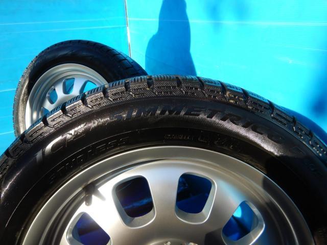 BMW３シリーズ、１シリーズ、Z4、Z3などに装着できる１６インチスタッドレスセット入庫です！
BMW純正エリプソイド４６　１６インチ　ピレリスタッドレス付！