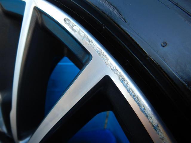 BMW7シリーズ(G11、G12)オプション21インチ純正入庫です!
BMW純正マルチスポーク629 21インチ ピレリランフラット付!