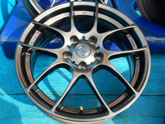 日産リーフオプション純正のBBS-RF17インチ入庫です！
リーフ純正オプションBBS-RF　１７インチ　鍛造ホイール！
リーフ、セレナ、エクストレイル、エルグランド、キックス、セフィーロ、ステージアなどに！