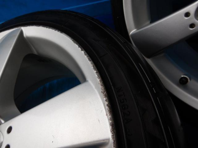 アクセラなどに流用できるマツダRX-8純正18インチ入庫です アクセラなどに流用できるマツダRX-8純正18インチ入庫です