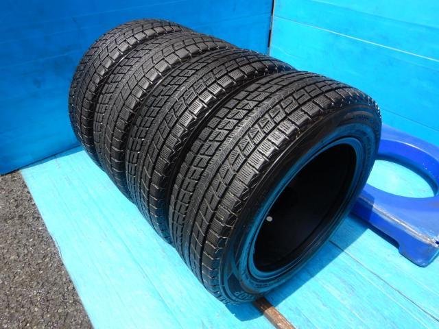ジープ・チェロキー　パーツ情報
チェロキー（KL系）に装着できる１７インチスタッドレスセット入庫です！
La・Strada　TIRADO-CROSS　１７インチ　ダンロップスタッドレス付！