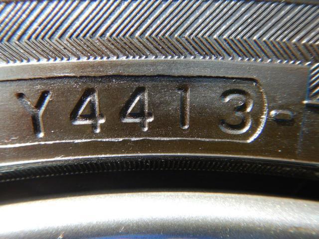 アバルト595 パーツ情報 アバルト純正スタッドレスセット入庫 アバルト595 パーツ情報 アバルト純正スタッドレスセット入庫