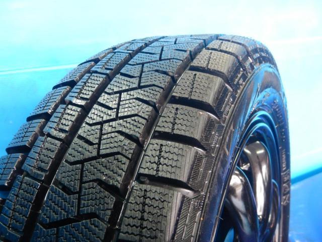 エッセ　パーツ情報
エッセ、ライフ、ワゴンR、モコなど軽自動車用１４インチスタッドレスセット入庫です！
Zack-JP209　１４インチ　ピレリ製溝たっぷりスタッドレス付！