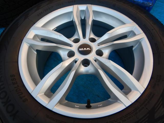 Ｘ３　パーツ情報
BMW　X3（G01）に装着できる17インチスタッドレスセット入庫です！
MAKルフト　17インチ　ヨコハマスタッドレス付！