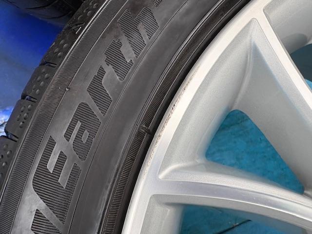 ＢＭＷ　３シリーズ　パーツ情報
BMW3、4シリーズ、X1に流用できる5シリーズ純正入庫です！
BMW純正マルチスポーク454　18インチ　ヨコハマブルーアース付！