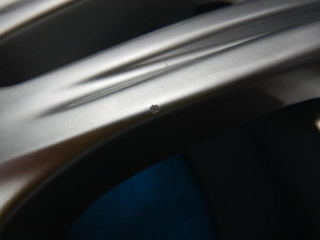 BMW 1シリーズ パーツ情報
BMW1シリーズ、2シリーズクーペ、3シリーズなどに装着できる新品スタッドレス付17インチセット入庫です!
BMW純正ダブルスポーク383M 17インチ