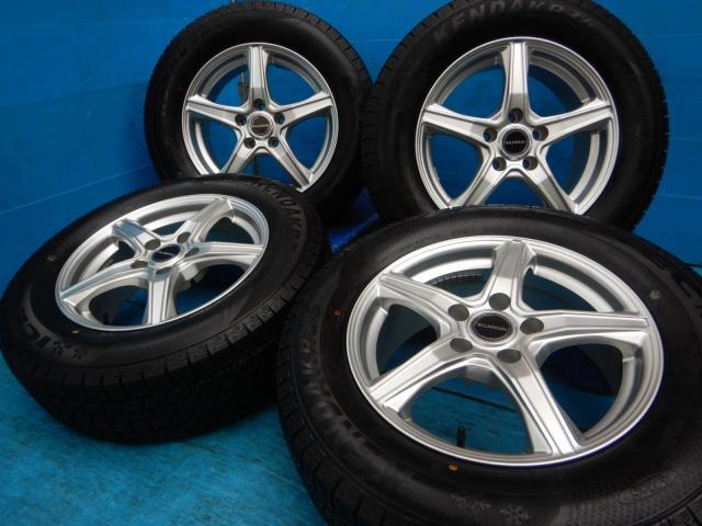 トヨタ アルファード パーツ情報
アルファード、ヴェルファイア、エクストレイルなどに装着できる16インチスタッドレスセット入庫です!
Balminum 16インチ 溝たっぷりスタッドレス付!