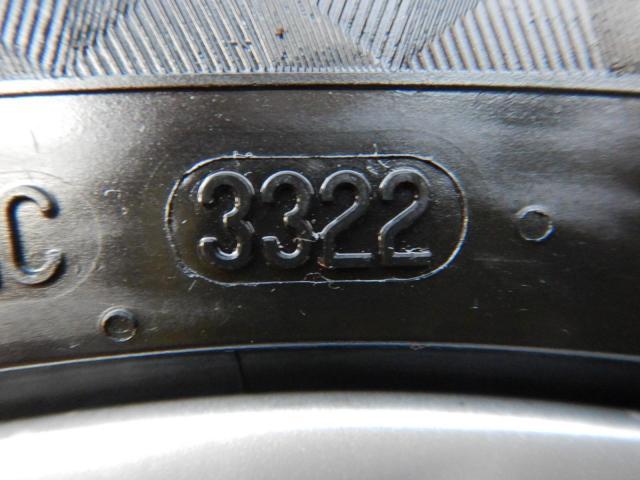 BMW 5シリーズ パーツ情報
BMW5シリーズ、6シリーズに装着できる純正18インチスタッドレスセット入庫です!
BMW純正Vスポーク281 18インチ コンチネンタルスタッドレス付!