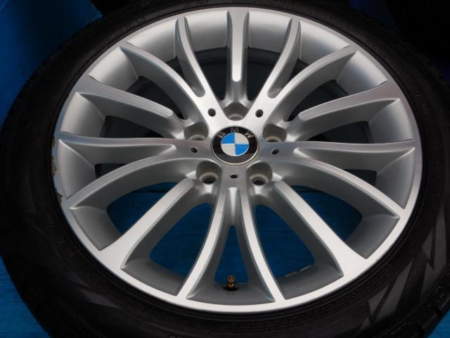 BMW 5シリーズ パーツ情報
BMW5シリーズ、6シリーズに装着できる18インチ純正スタッドレスセット入庫です!
BMW純正マルチスポーク454 18インチ ピレリランフラットスタッドレス付!