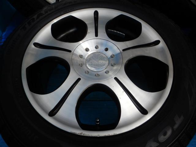 トヨタ　ノア　パーツ情報
ノア、VOXY、ステップワゴンなどに装着できる16インチスタッドレスセット入庫です！
クラブリネアSalita　16インチ　トーヨースタッドレス付！