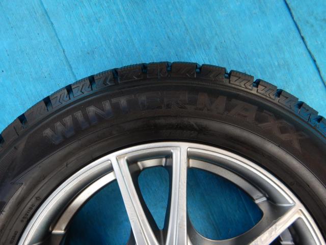 トヨタ　ノア　パーツ情報
ノア、VOXY、ステップワゴンなどに装着できる15インチスタッドレスセット入庫です！
Zack-JP115　15インtに　ダンロップスタッドレス付！