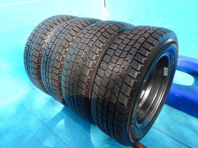 トヨタ　ノア　パーツ情報
ノア、VOXY、ステップワゴンなどに装着できる15インチスタッドレスセット入庫です！
Zack-JP115　15インtに　ダンロップスタッドレス付！