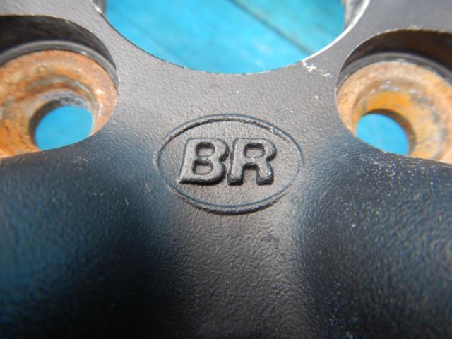 マツダ　ロードスター　パーツ情報
ロードスター、マーチ、ヴィッツなどに装着できる14インチ入庫です！
ブラックレーシング　14インチ