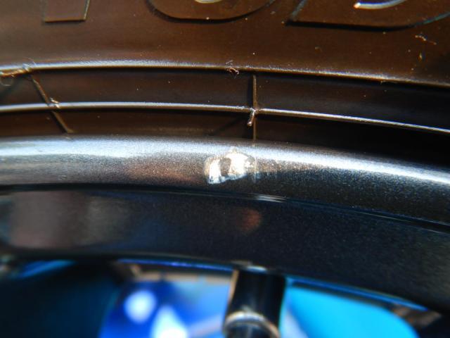 ＢＭＷ　２シリーズ　パーツ情報
BMWアクティブツアラー、グランツアラーに装着できる17インチスタッドレスセット入庫です！
IRVINE　17インチ　ピレリスタッドレス付！