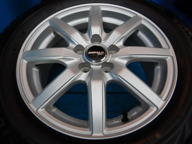 トヨタ　シエンタ　パーツ情報
シエンタ、20プリウスなどに装着できる15インチスタッドレスセット入庫です！
SIBILLA　15インチ　ブリヂストンスタッドレス付！