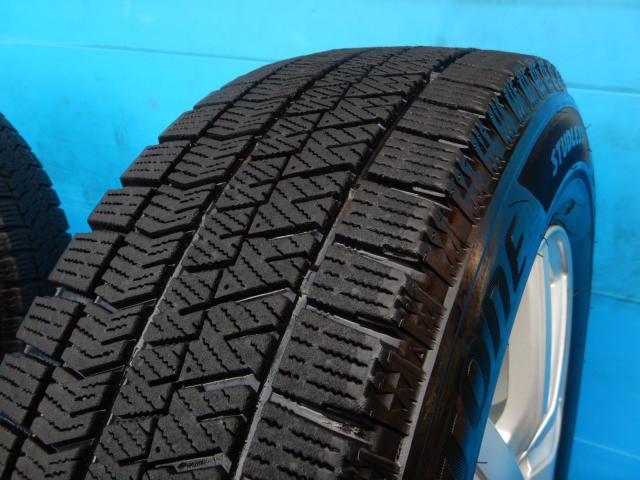 トヨタ　シエンタ　パーツ情報
シエンタ、20プリウスなどに装着できる15インチスタッドレスセット入庫です！
SIBILLA　15インチ　ブリヂストンスタッドレス付！