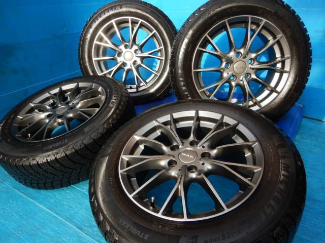 ＢＭＷ　２シリーズ　パーツ情報
BMWアクティブツアラー、グランツアラー用16インチスタッドレスセット入庫です！
MAK FABRIC　16インチ　ミシュラン溝たっぷりスタッドレス付！