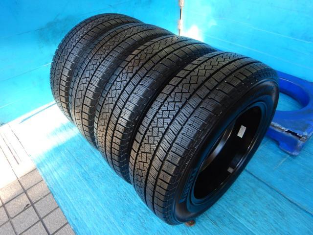 ＢＭＷ　２シリーズ　パーツ情報
BMW現行アクティブツアラーに装着できる16インチスタッドレスセット入庫です！
MAK FAHR　16インチ　ピレリスタッドレス付！