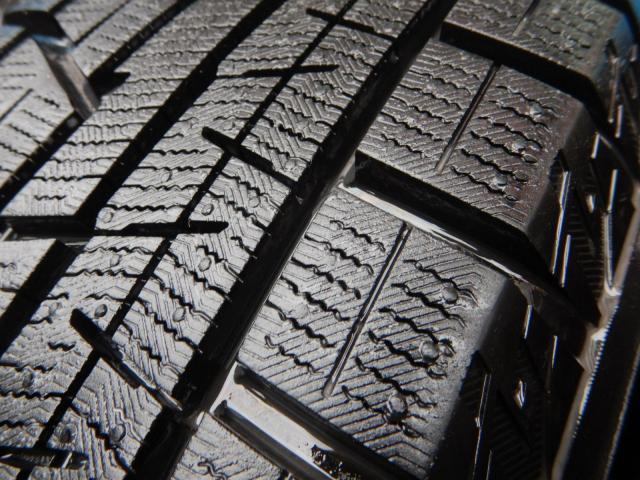 ホンダ　フリード　パーツ情報
ホンダフリード（5穴車）純正スチールホイールのスタッドレスセット入庫です！