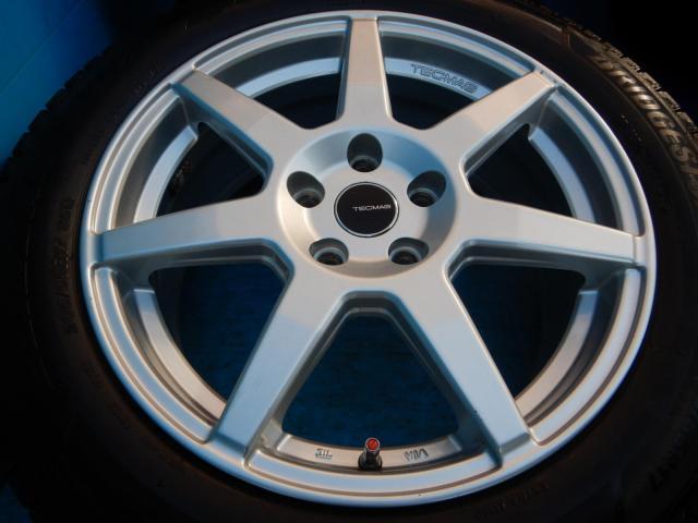 ＢＭＷ　２シリーズ　パーツ情報
BMWアクティブツアラー、グランツアラーに装着できる17インチスタッドレスセット入庫です！
テクマグ207R　17インチ　ブリヂストンスタッドレス付！