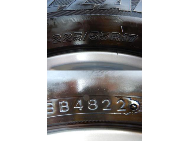 ＢＭＷ　Ｘ１　パーツ情報
BMW　X1、X2に装着できる17インチランフラットスタッドレスセット入庫です！
BMW純正Vスポーク560　17インチ　ブリヂストンランフラットスタッドレス付！