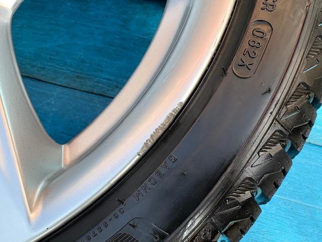 ＢＭＷ　１シリーズ　パーツ情報
BMW1シリーズ、2シリーズクーペ、3シリーズ用の18インチスタッドレスセット入庫です！
BMW純正ダブルスポーク386M　18インチ　ミシュランスタッドレス付！