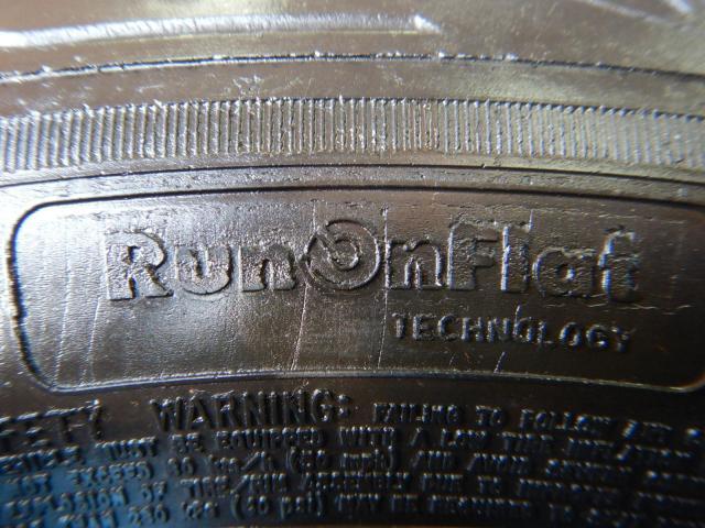 ＢＭＷ　３シリーズ　パーツ情報
BMW3シリーズ、4シリーズ、X1に装着できる17インチセット入庫です！
レーシングダイナRD3　17インチ　BMW承認ランフラットタイヤ付！