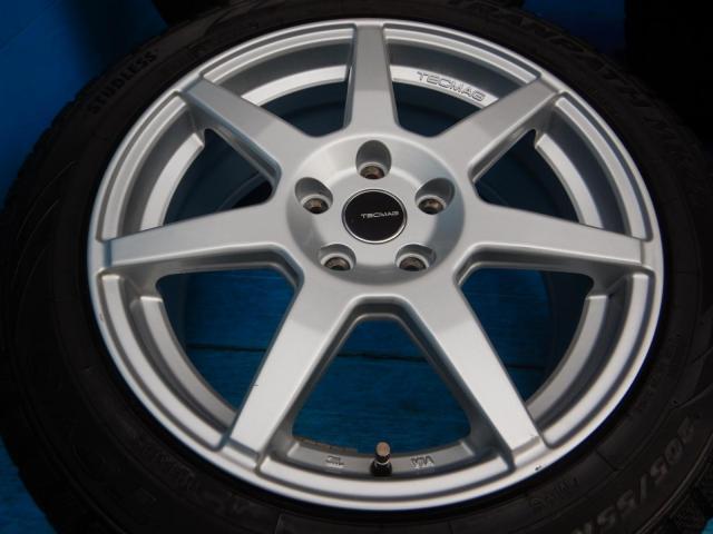 ＢＭＷ　２シリーズ　パーツ情報
BMWアクティブツアラー、グランツアラーに装着できる17インチスタッドレスセット入庫です！
テクマグ207R　17インチ　トーヨースタッドレスタイヤ付！