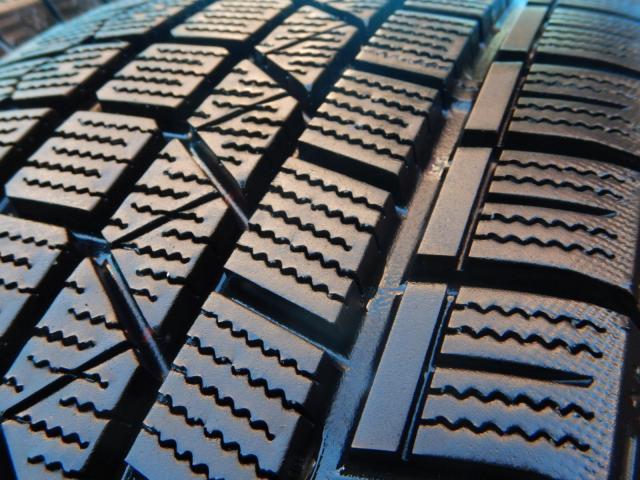 ＢＭＷ　３シリーズ　パーツ情報
BMW3シリーズ、4シリーズに装着できる16インチ溝たっぷりスタッドレスセット入庫です！
ユーロバーンMTX　16インチ　KENDAスタッドレス付！