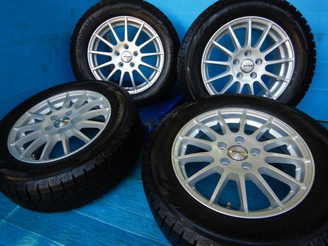 フォルクスワーゲン　Ｔ－ロック　パーツ情報
フォルクスワーゲンT-ROC、ザ・ビートル、アウディQ2に装着できる16インチスタッドレスセット入庫です！
IRVINE　16インチ　ヨコハマスタッドレス付！