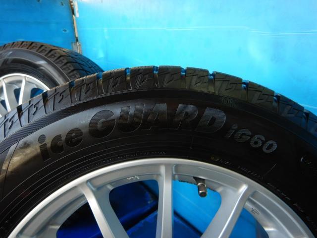 フォルクスワーゲン　Ｔ－ロック　パーツ情報
フォルクスワーゲンT-ROC、ザ・ビートル、アウディQ2に装着できる16インチスタッドレスセット入庫です！
IRVINE　16インチ　ヨコハマスタッドレス付！