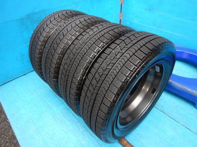 トヨタ　アクア　パーツ情報
アクア、ヴィッツ、フィット、スイフト、キューブなどに装着できる15インチスタッドレスセット入庫です！
AIRNOVA　15インチ　ブリヂストンスタッドレス付！