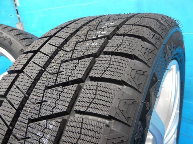 ＢＭＷ　３シリーズ　パーツ情報
BMW3シリーズ、4シリーズなどに装着できる17インチ新品スタッドレス付セット入庫です！
MAK　FAHR　17インチ　新品スタッドレス付！