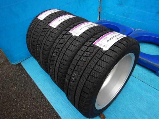 ＢＭＷ　３シリーズ　パーツ情報
BMW3シリーズ、4シリーズなどに装着できる17インチ新品スタッドレス付セット入庫です！
MAK　FAHR　17インチ　新品スタッドレス付！