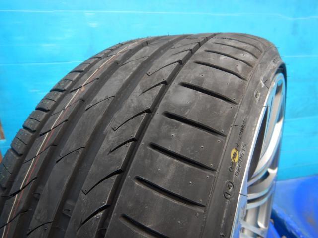 ＢＭＷ　３シリーズ　パーツ情報
BMW3シリーズ、Z4に流用できるM3鍛造純正19インチ新品タイヤ付きセット入庫です！
BMW純正ダブルスポーク220M　19インチ　新品タイヤ付！