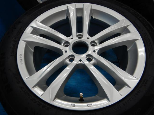 ＢＭＷ　３シリーズ　パーツ情報
BMW3、4シリーズ、X1に装着できる新品スタッドレス付17インチセット入庫です！
MAKビマー　17インチ　新品スタッドレスタイヤ付！