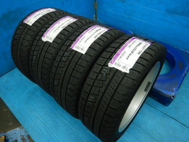 ＢＭＷ　３シリーズ　パーツ情報
BMW3、4シリーズ、X1に装着できる新品スタッドレス付17インチセット入庫です！
MAKビマー　17インチ　新品スタッドレスタイヤ付！