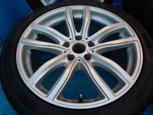 ＢＭＷ　３シリーズ　パーツ情報
BMW3シリーズ、4シリーズ、2シリーズクーペに装着できる新品スタッドレス付18インチセット入庫です！
MAK　FAHR　18インチ　新品スタッドレス付！