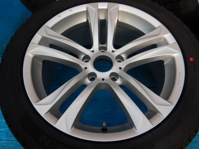 ＢＭＷ　５シリーズ　パーツ情報
BMW5シリーズ、6シリーズに装着できる新品スタッドレス付18インチ入庫です！
MAKビマー　18インチ　新品スタッドレス付！