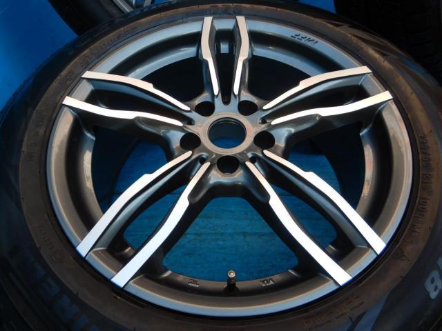 ＢＭＷ　Ｘ３　パーツ情報
BMW　X3、X4に装着できる18インチスタッドレスセット入庫です！
MAKルフトFF　18インチ　ピレリスタッドレス付！