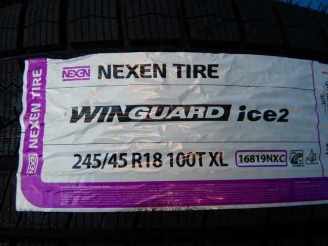 ＢＭＷ　５シリーズ　パーツ情報
BMW5シリーズ、6シリーズに装着できる新品スタッドレス付18インチ純正入庫です！
BMW純正ダブルスポーク613M　18インチ　新品スタッドレス付！