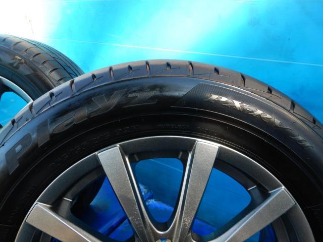 トヨタ　ノア　パーツ情報
ノア、VOXY、エスクァイア、ステップWなどに装着できる16インチセット入庫です！
GRASS　16インチ　ブリヂストンサマータイヤ付！