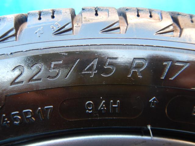 プジョー　３０８　パーツ情報
プジョー308やボルボ850などに装着できるBBS17インチスタッドレスセット入庫です！
BBS-SR（SR007）　17インチ　ミシュランスタッドレス付！