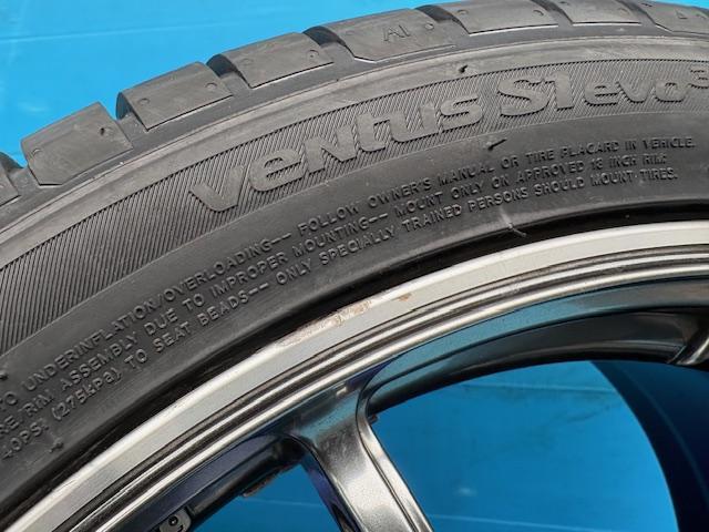 ＢＭＷ　１シリーズ　パーツ情報
BMW1シリーズ、2シリーズクーペ、3シリーズなどに装着できる18インチ新品タイヤ付きセット入庫です！
アドバンレーシングRZⅡ　18インチ