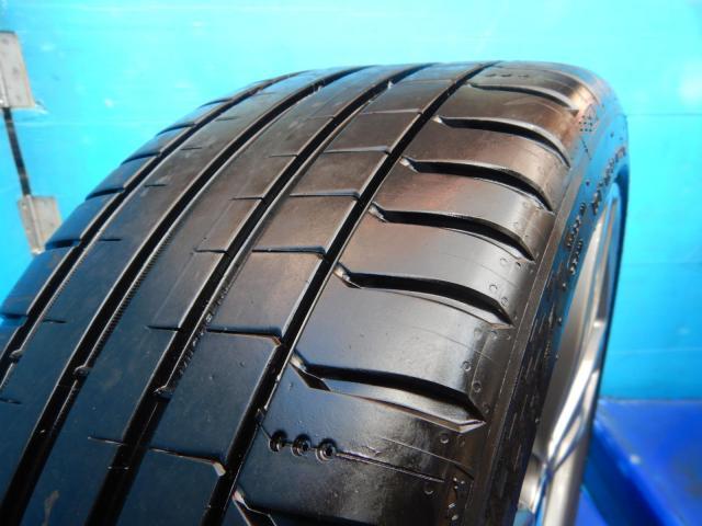 ＢＭＷ　１シリーズ　パーツ情報
BMW M135i,M140i純正の18インチ入庫です！
BMW純正ダブルスポーク436M　18インチ　溝たっぷりミシュラン付！
1シリーズ、2シリーズクーペ、3シリーズ、Z4、Z3などに！