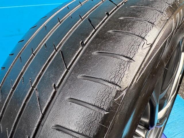 レクサス　ＲＣ　パーツ情報
レクサスRC純正19インチ入庫です！
RCはもちろんISや他車種への流用にも！