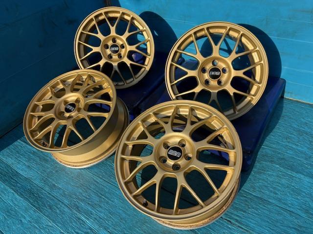 スバル　レガシィツーリングワゴン　パーツ情報
レガシィ、インプレッサ、エクシーガ、フォレスター、BRZ、86などに装着できる17インチ入庫です！
スバル純正BBS　17インチ　鍛造ホイール